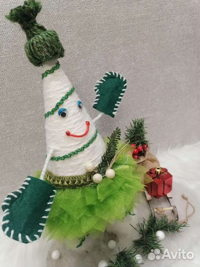 Новогодняя поделка конкурсная Ёлочка Топотушка