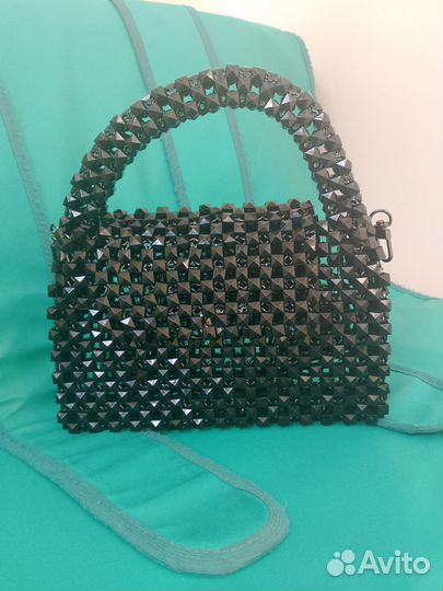 Изготовление сумочек из бусин