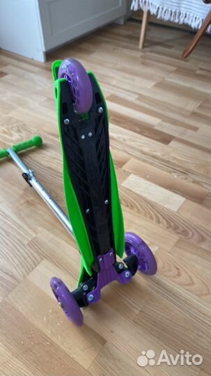 Самокат детский новый