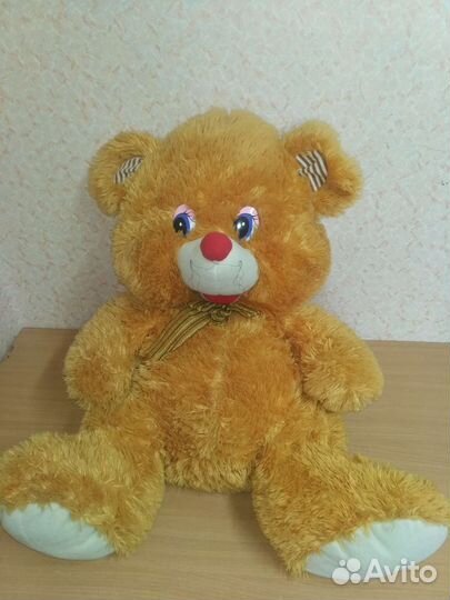 Плюшевый медведь