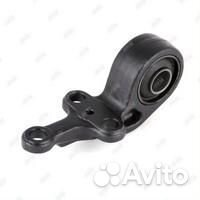 Сайлентблок с кронштейном