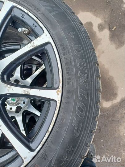 Dunlop SP Winter Ice 02 205/55 R16 94T