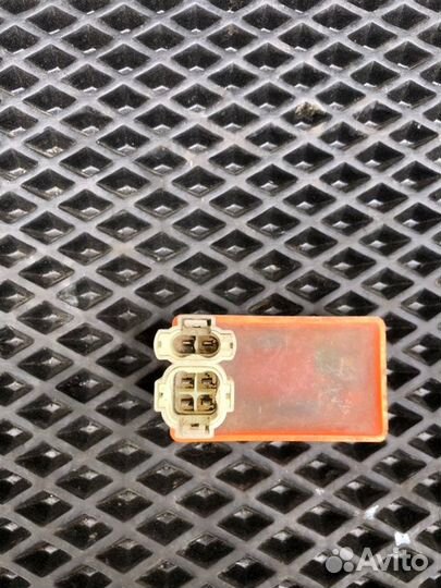 Коммутатор зажигания 139QMB