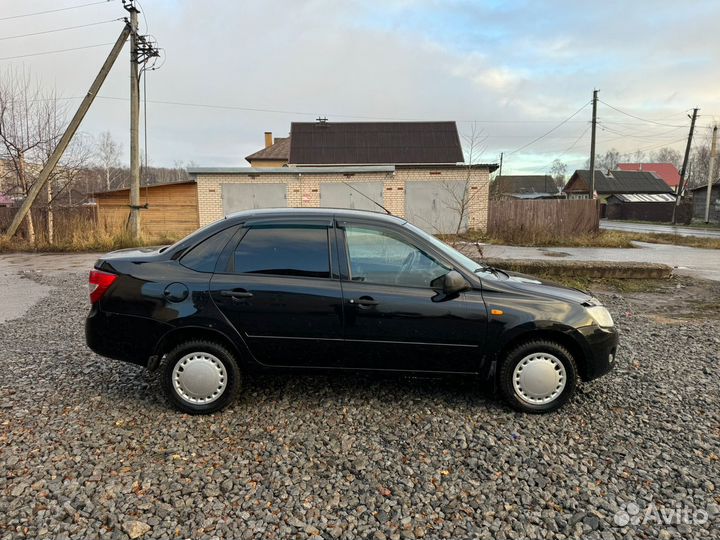 LADA Granta 1.6 МТ, 2015, 93 000 км