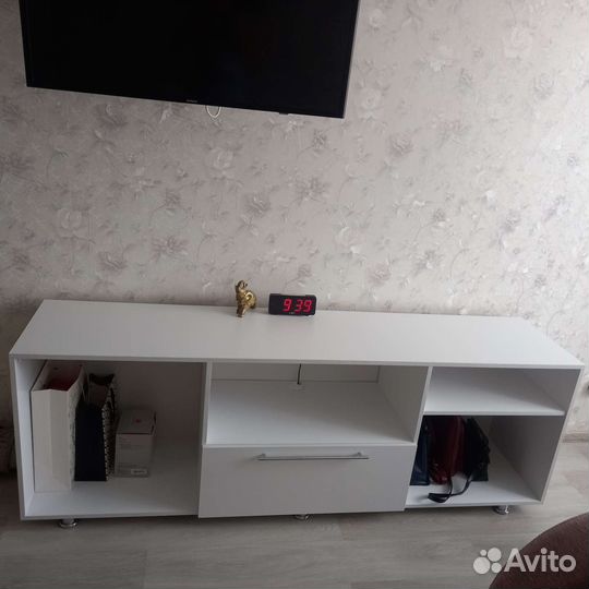 Тумба под телевизор бу