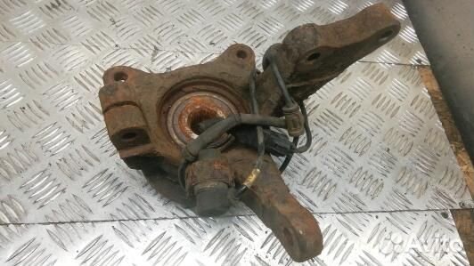 Ступица передняя правая hyundai santa FE 1 (YEA34N