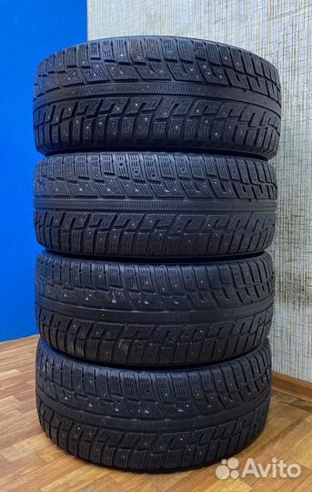 Kumho I'Zen KW22 235/50 R18