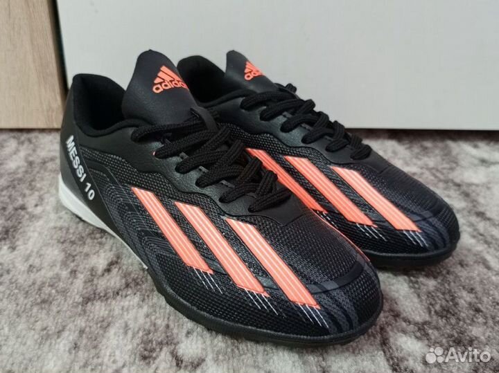 Бутсы сороконожки adidas детские