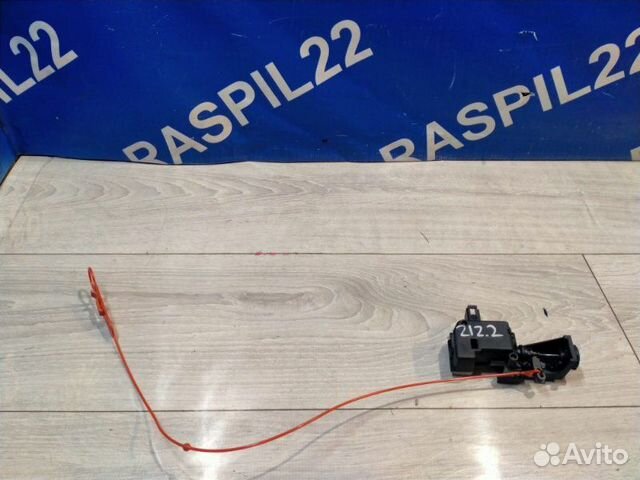 Замок лючка бензобака Mercedes-Benz 212.036 E 250