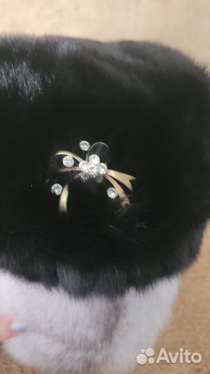 Шапки норковая и соболиная