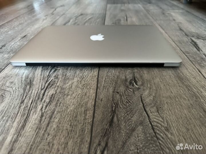 MacBook Pro 15 2015 Retina Core i7/16GB/512SSD/GPU