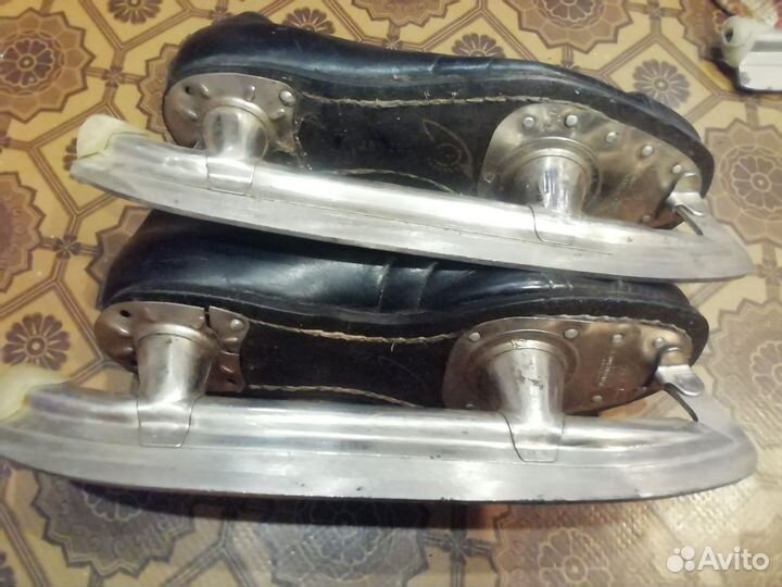 Коньки сссровские