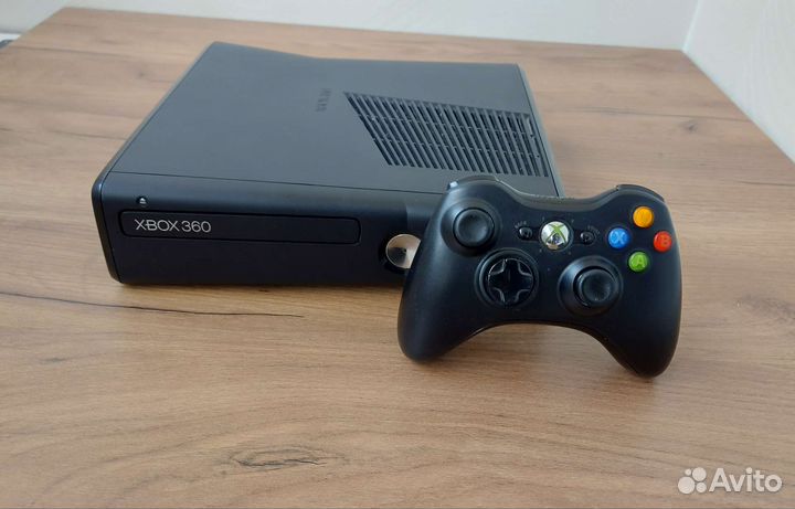 Xbox 360 прошитый freeboot 250Gb 32 игры