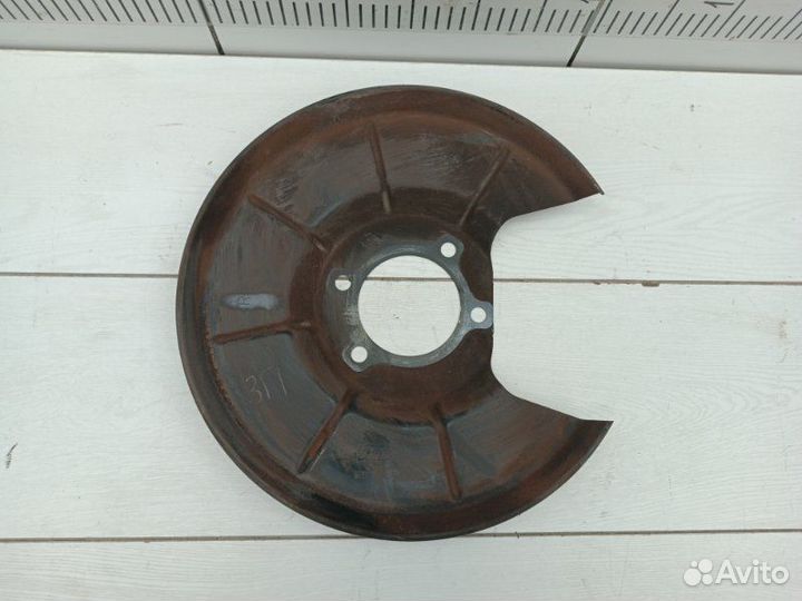 Кожух тормозного диска правый Volvo Xc60 I B6304T2