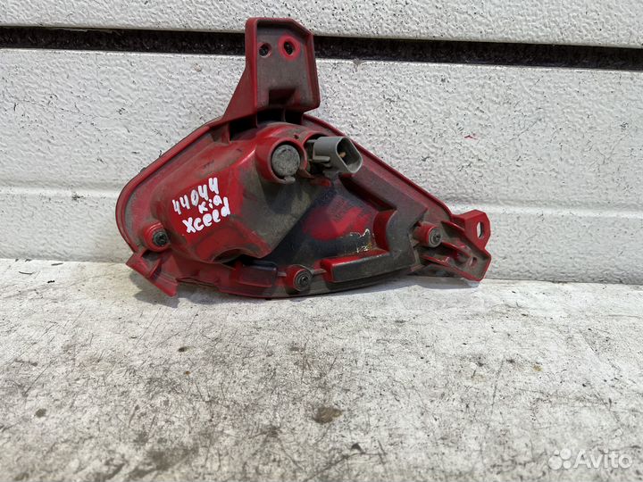 Kia Xceed с 2019 - Фонарь задний левый в бампер