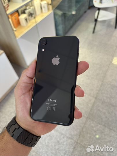 iPhone Xr, 64 ГБ