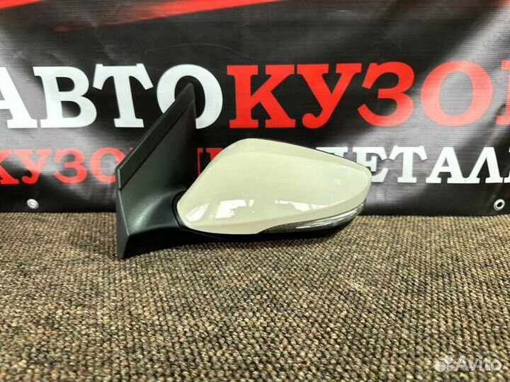 Зеркало боковое левое Hyundai I30 2012