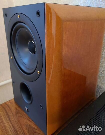 Kef RDM2 Reference / Monitor / Bookshelf Speakers