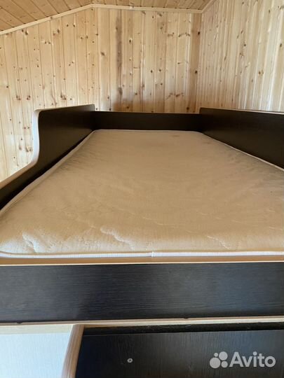 Кровать детская