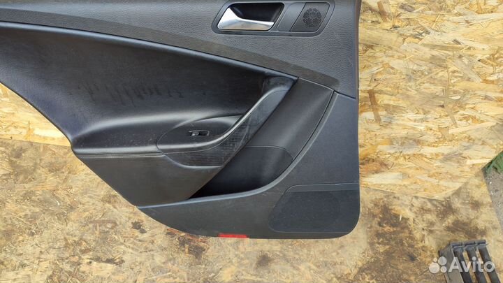 Задняя левая дверная карта Vw Passat b6 седан