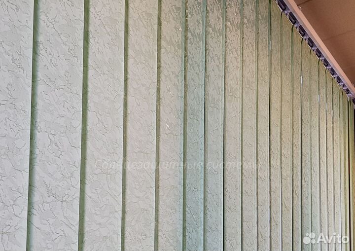 Жалюзи и рулонные шторы. Полупрозрачные и блэкаут