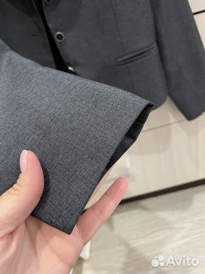 Школьный пиджак 12 гимназии для 1-2 класса