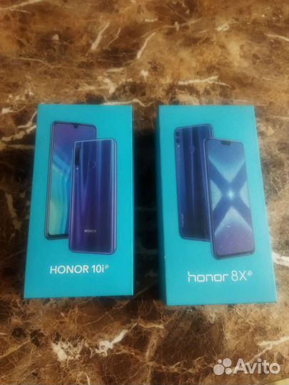 Коробки от смартфонов Honor