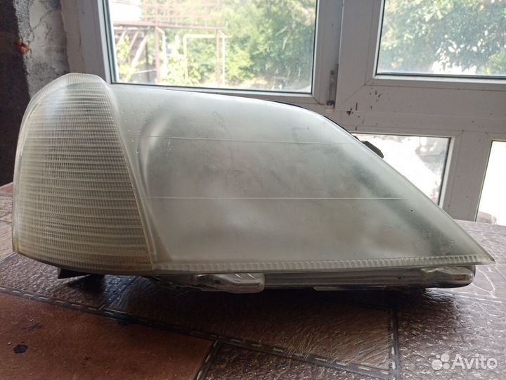 Фары на renault logan 1