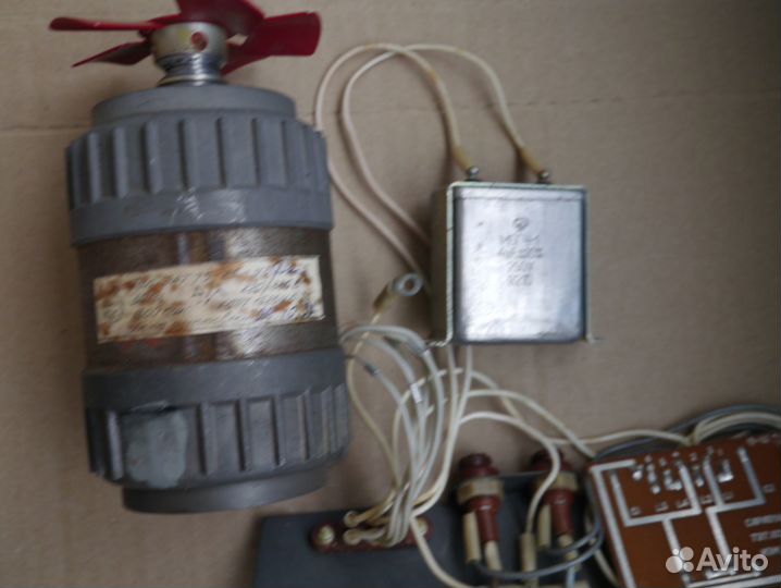 Электродвигатель дат-75