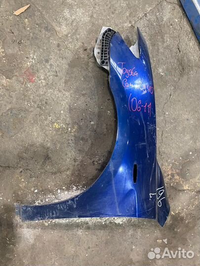 Крыло переднее левое Toyota Camry 40