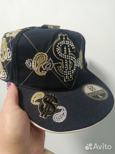 Бейсболка новая