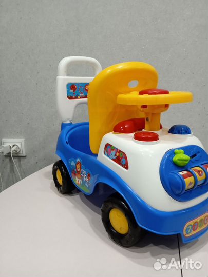 Детская машинка каталка