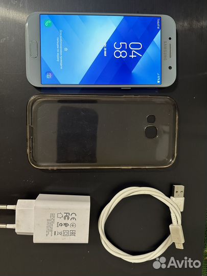 Samsung Galaxy A5 (2017) SM-A520F/DS, 3/32 ГБ