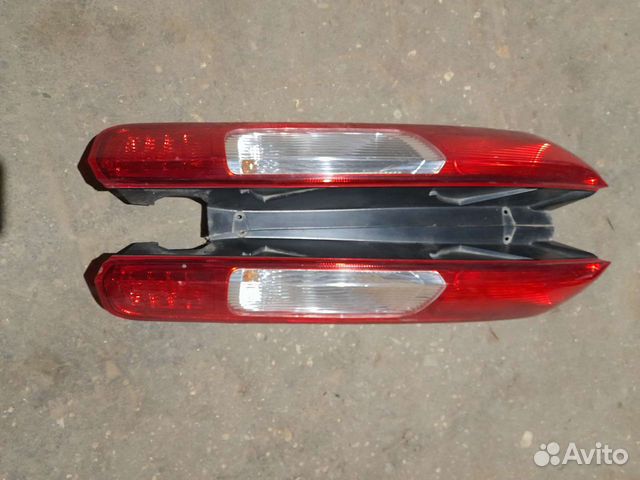 Форд фокус 2 хетчбэк фонарь задний разборка