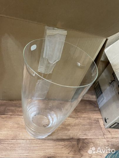 Вазы стеклянные