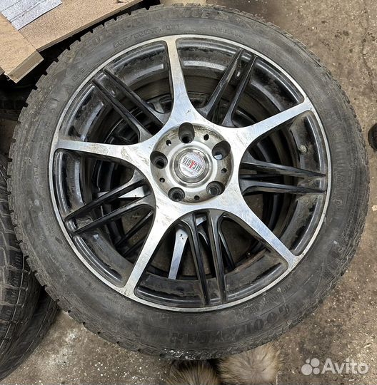 Продам литой диск Alcasta m35 r17