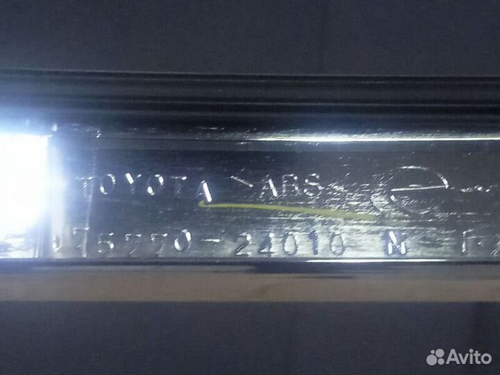 Накладка капота Lexus Ls430