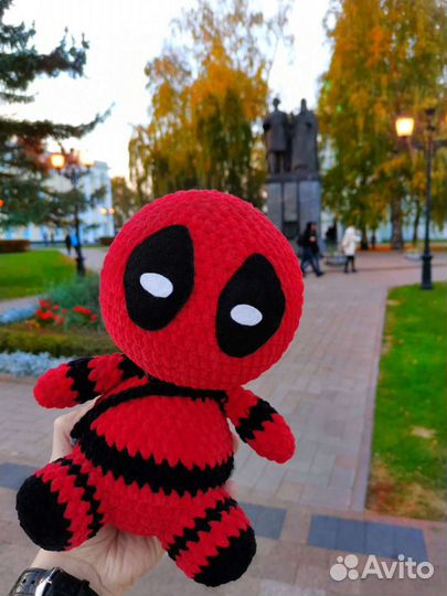 Игрушка. Супергерой Дэдпул