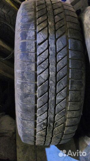 Michelin 4x4 Synchrone 275/70 R16