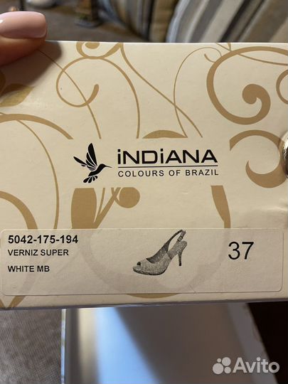 Босоножки женские 37 размер