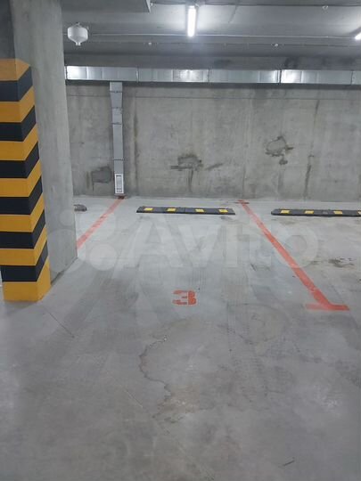 Машиноместо, 14 м²