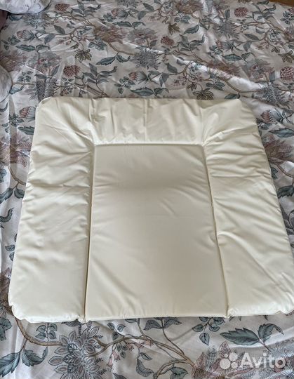 Пеленальный матрасик на комод