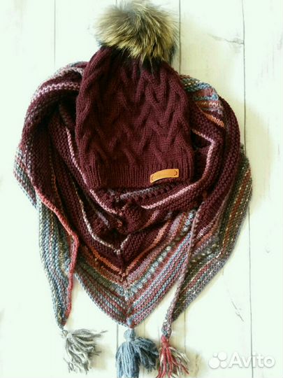 Комплект женский вязанный