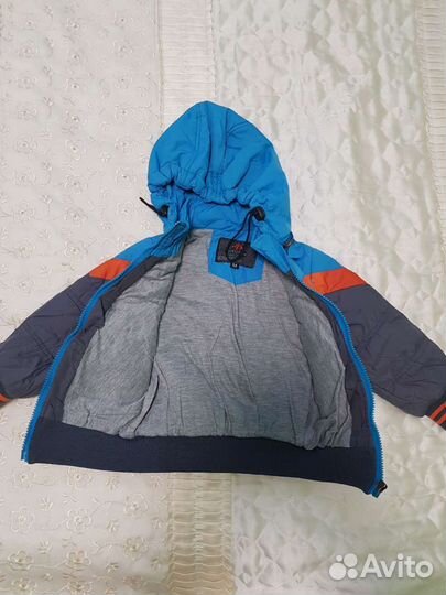 Куртка демисезонная на мальчика 98-104