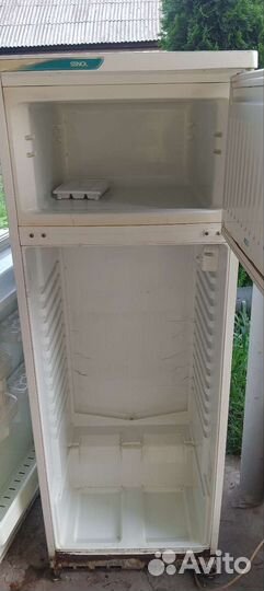 Холодильник на запчасти