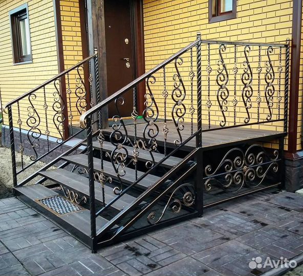 Крыльцо/ уличная лестница/ металлическая) дпк