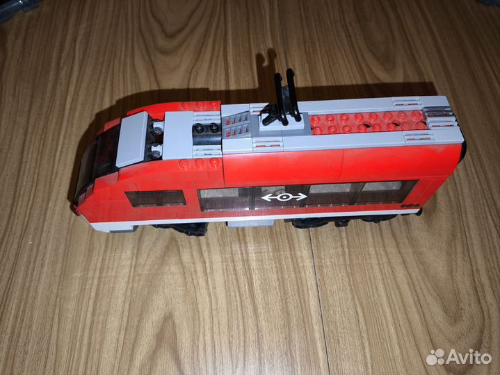 Лего пассажирский поезд 7938