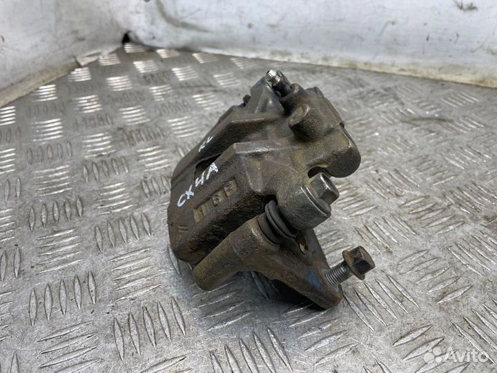 Суппорт тормозной задний левый Mitsubishi Asx 4B10