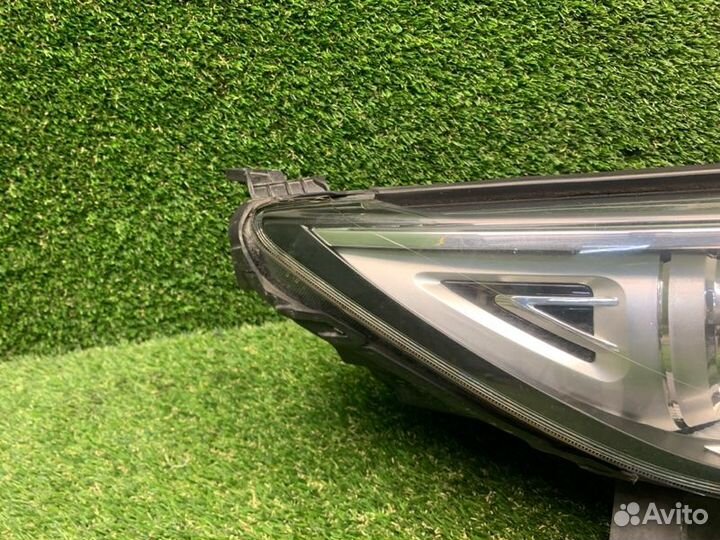 Фара правая FAW Besturn X40/Besturn X40 EV