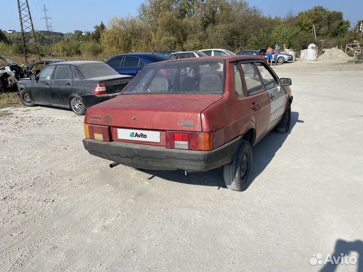 ВАЗ 21099 1.5 МТ, 1998, 180 000 км